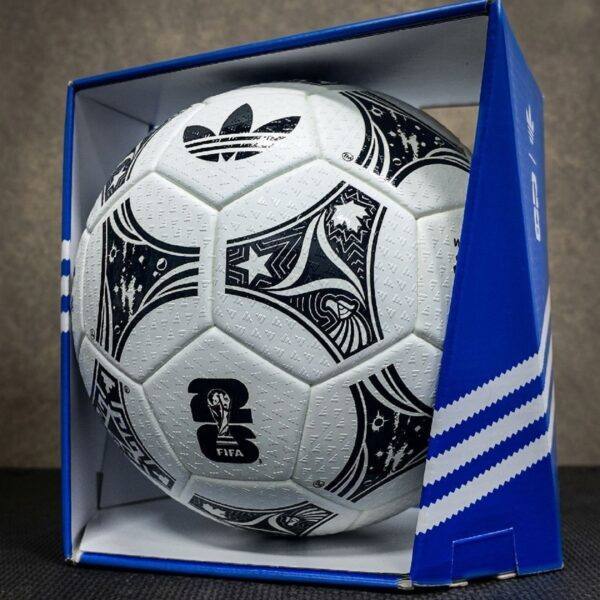 ⚽adidas FIFA World Cup 26 Trionda Mash Up Ball - RRP £130